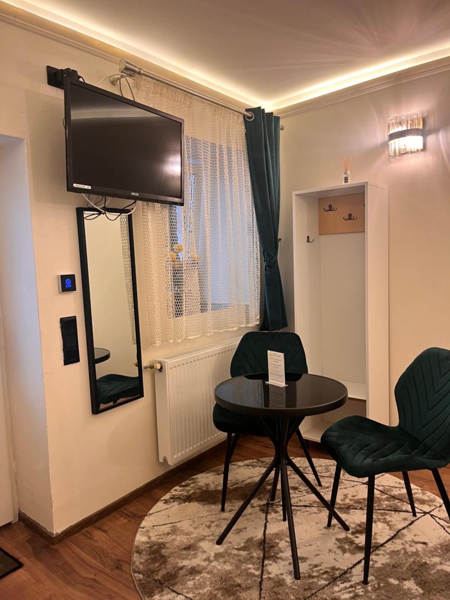 Urban Central Apartments 브라쇼브 외부 사진