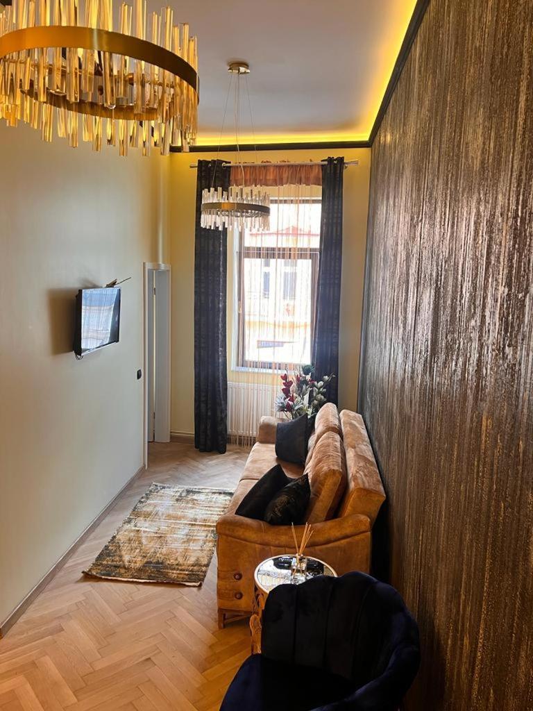 Urban Central Apartments 브라쇼브 외부 사진